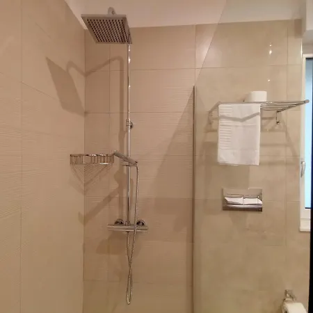 Erada בית הארחה בארי