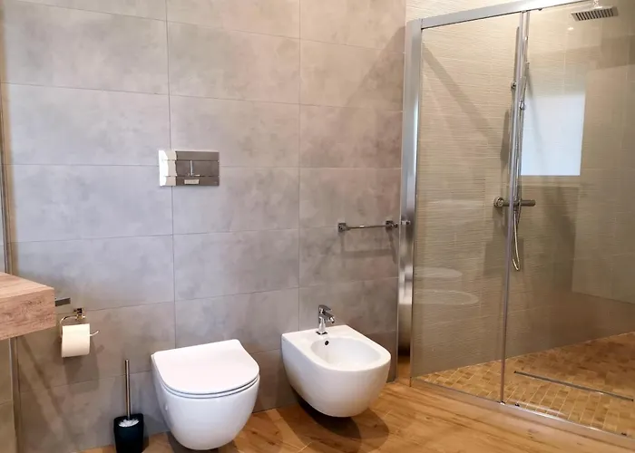 Erada Affittacamere 3*