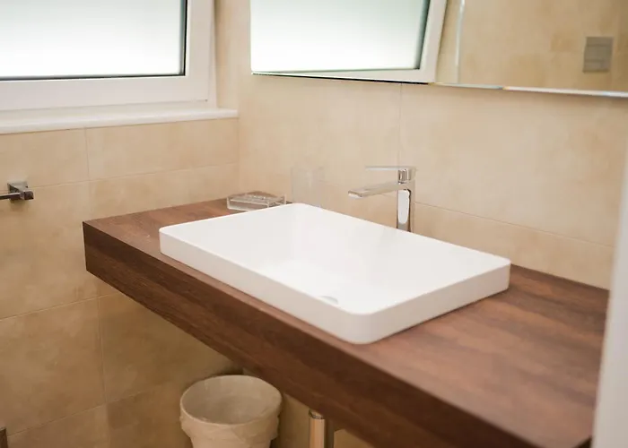 Erada Affittacamere 3*